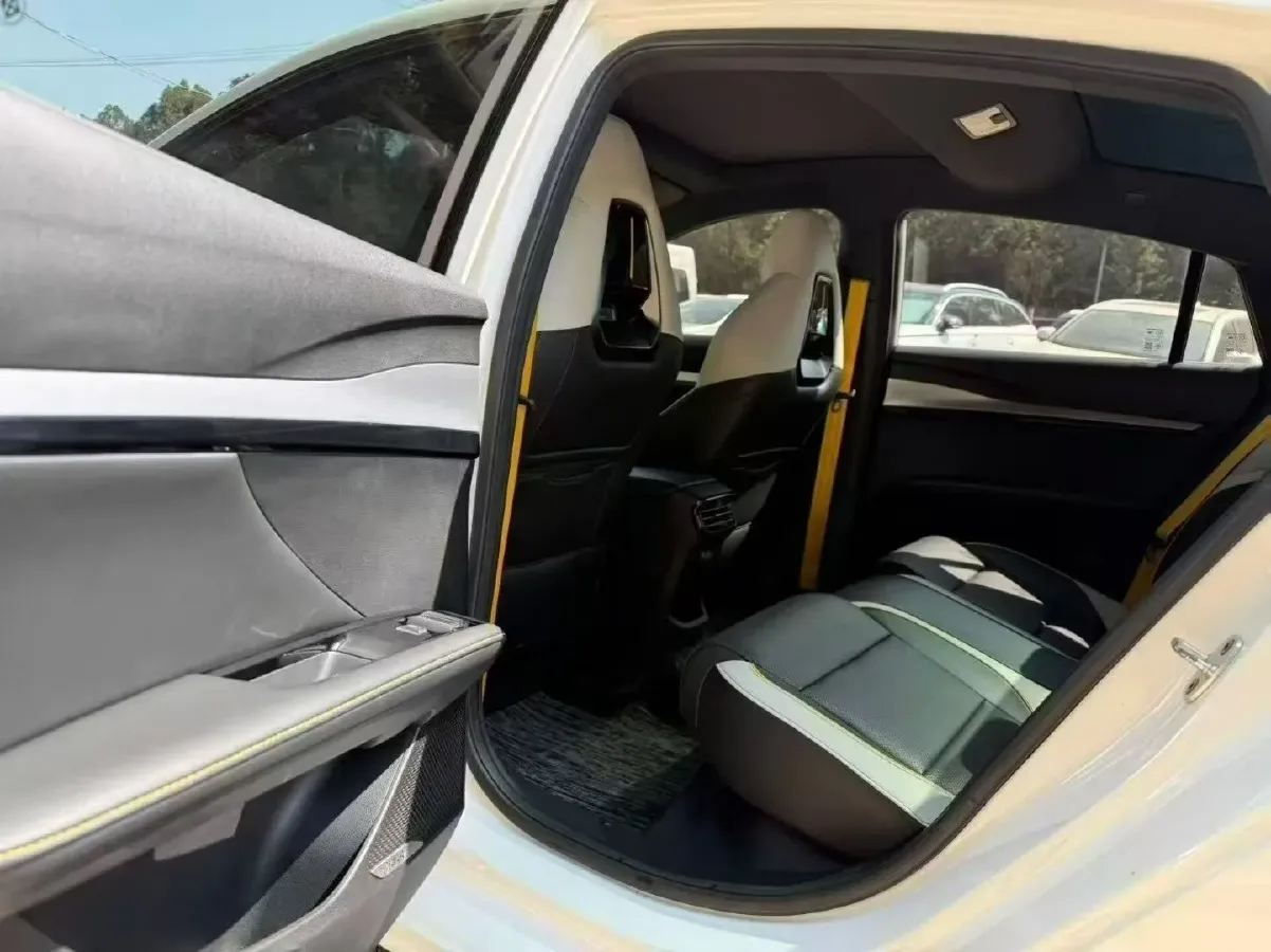 2021 MG 5 1.5T 173HP L4 7DCT,autocango,china used car exporter,china ev exporter,chinese used car exporter,chinese used ev exporter