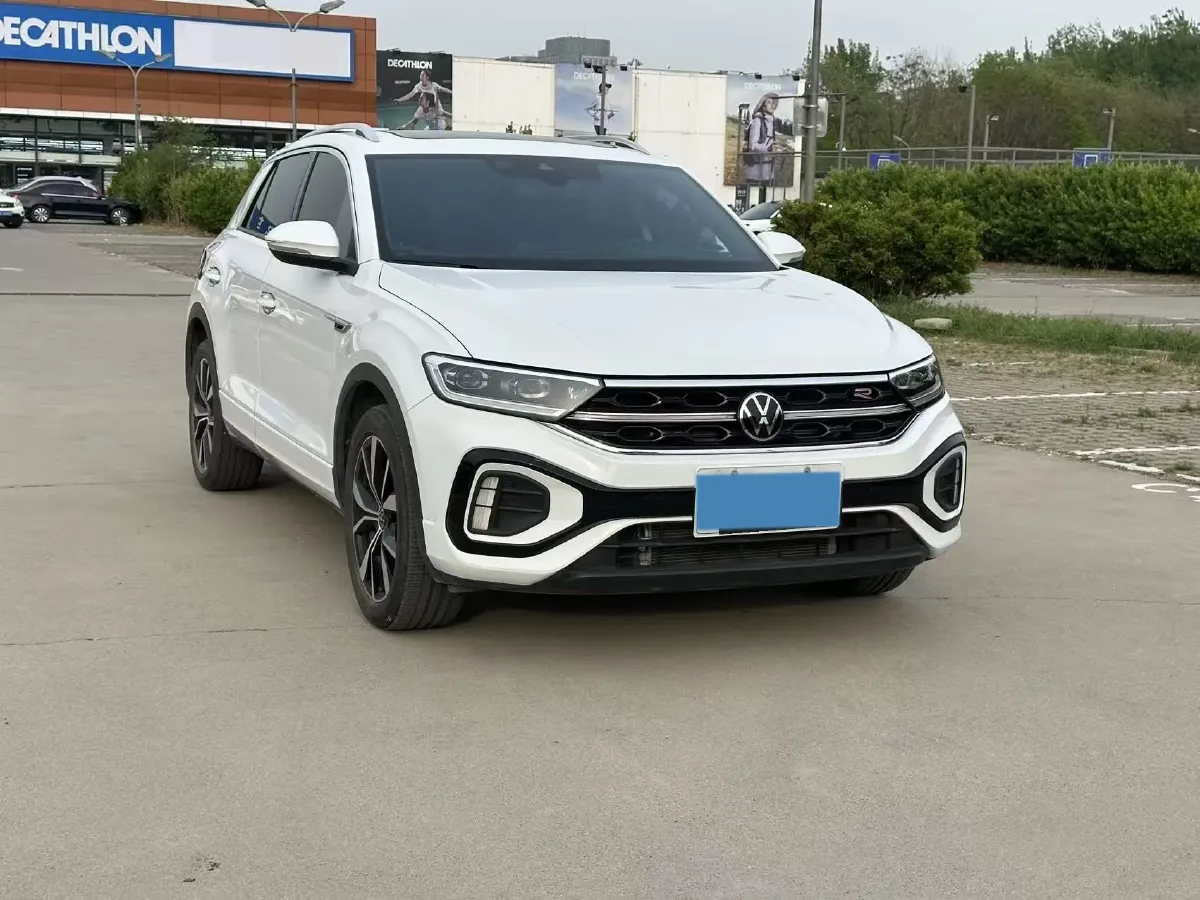 2023 Volkswagen T-Roc 1.5T 160HP L4 7DCT,autocango,china used car exporter,china ev exporter,chinese used car exporter,chinese used ev exporter