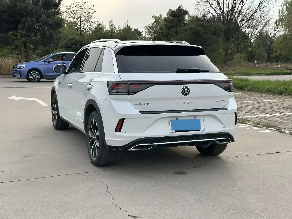 2023 Volkswagen T-Roc 1.5T 160HP L4 7DCT,autocango,china used car exporter,china ev exporter,chinese used car exporter,chinese used ev exporter