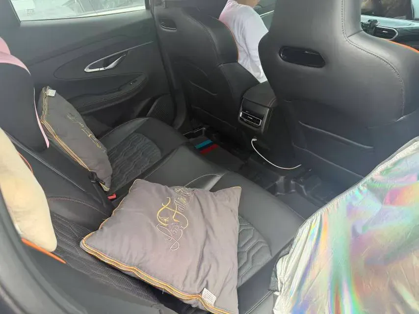 2022 ChangAn UNI-T 1.5T 188HP L4 7DCT,autocango,china used car exporter,china ev exporter,chinese used car exporter,chinese used ev exporter