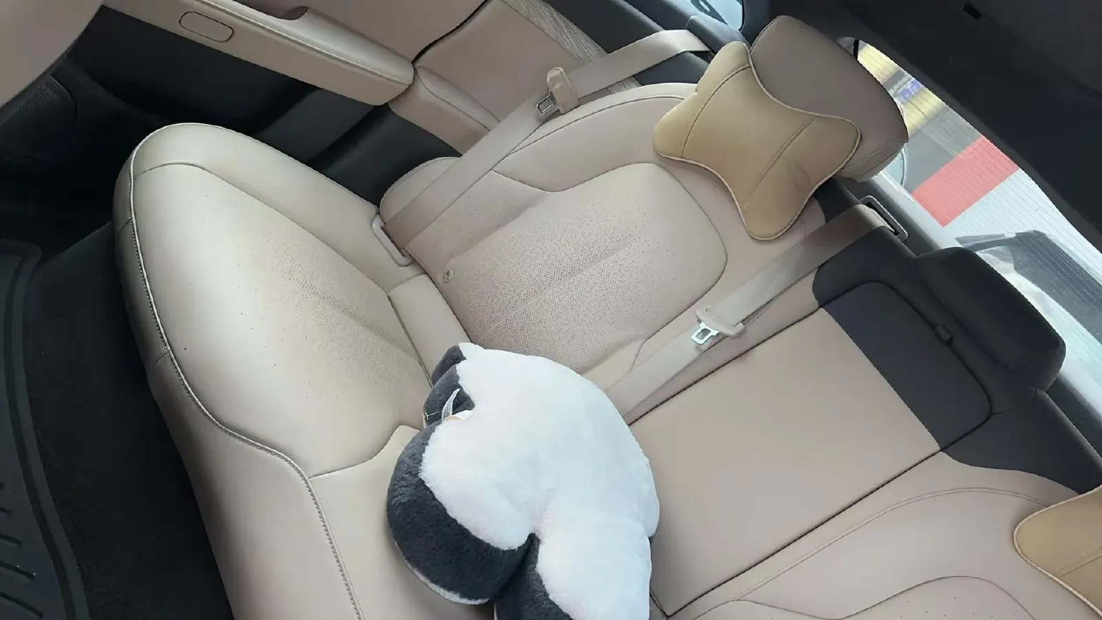 2023 NIO EC7 BEV 75KWH,autocango,china used car exporter,china ev exporter,chinese used car exporter,chinese used ev exporter