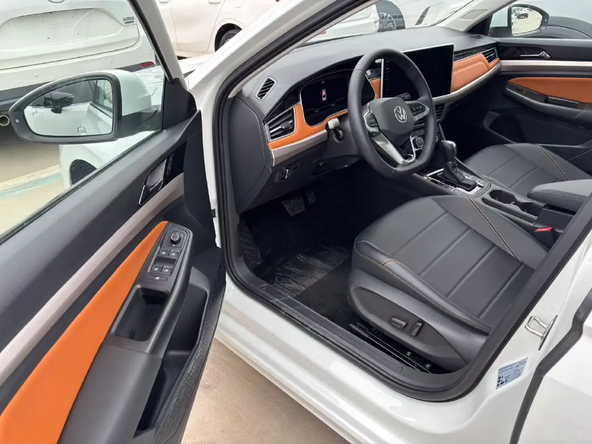 2023 Volkswagen Bora 1.2T 116HP L4 7DCT,autocango,china used car exporter,china ev exporter,chinese used car exporter,chinese used ev exporter