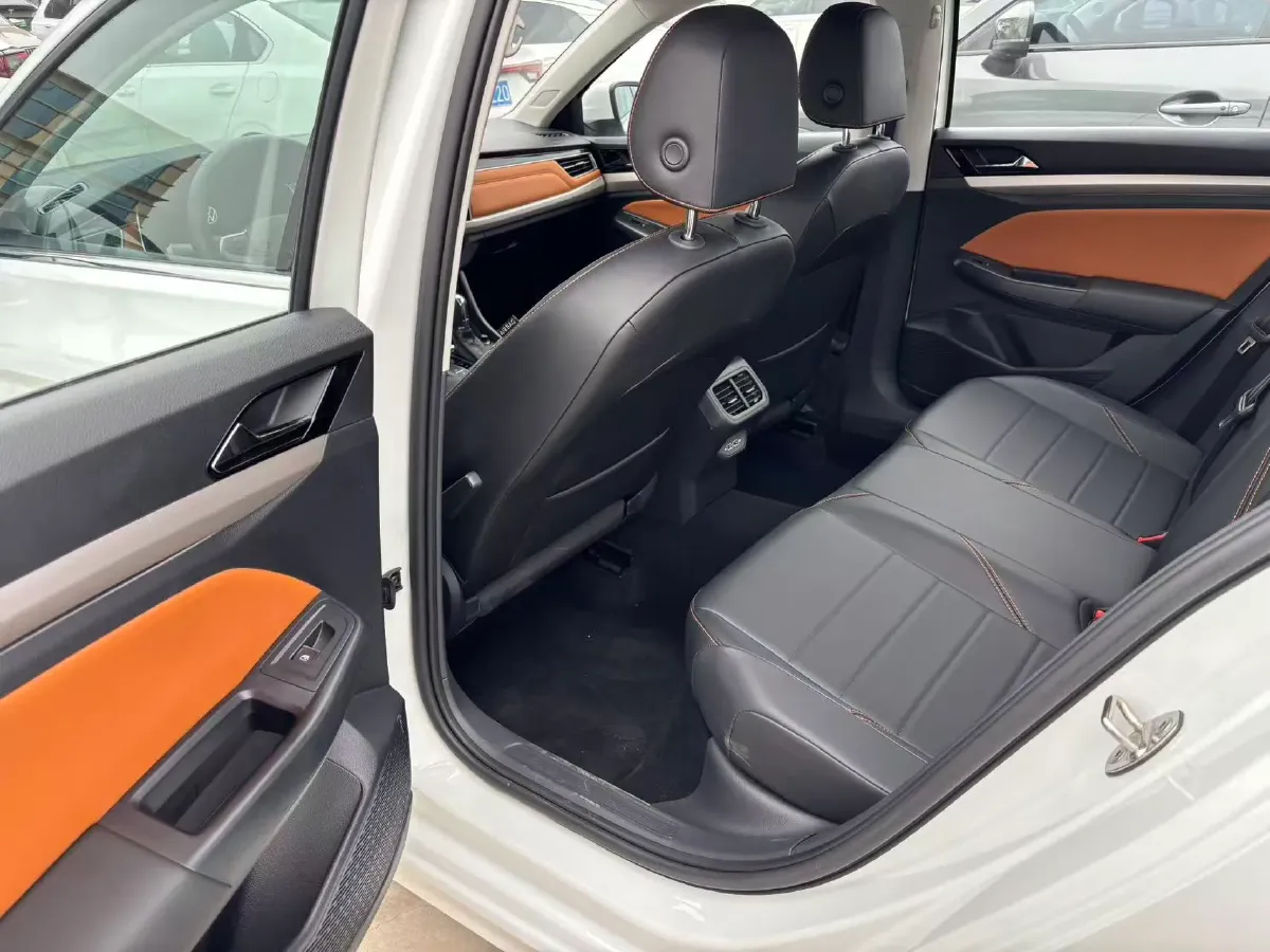 2023 Volkswagen Bora 1.2T 116HP L4 7DCT,autocango,china used car exporter,china ev exporter,chinese used car exporter,chinese used ev exporter