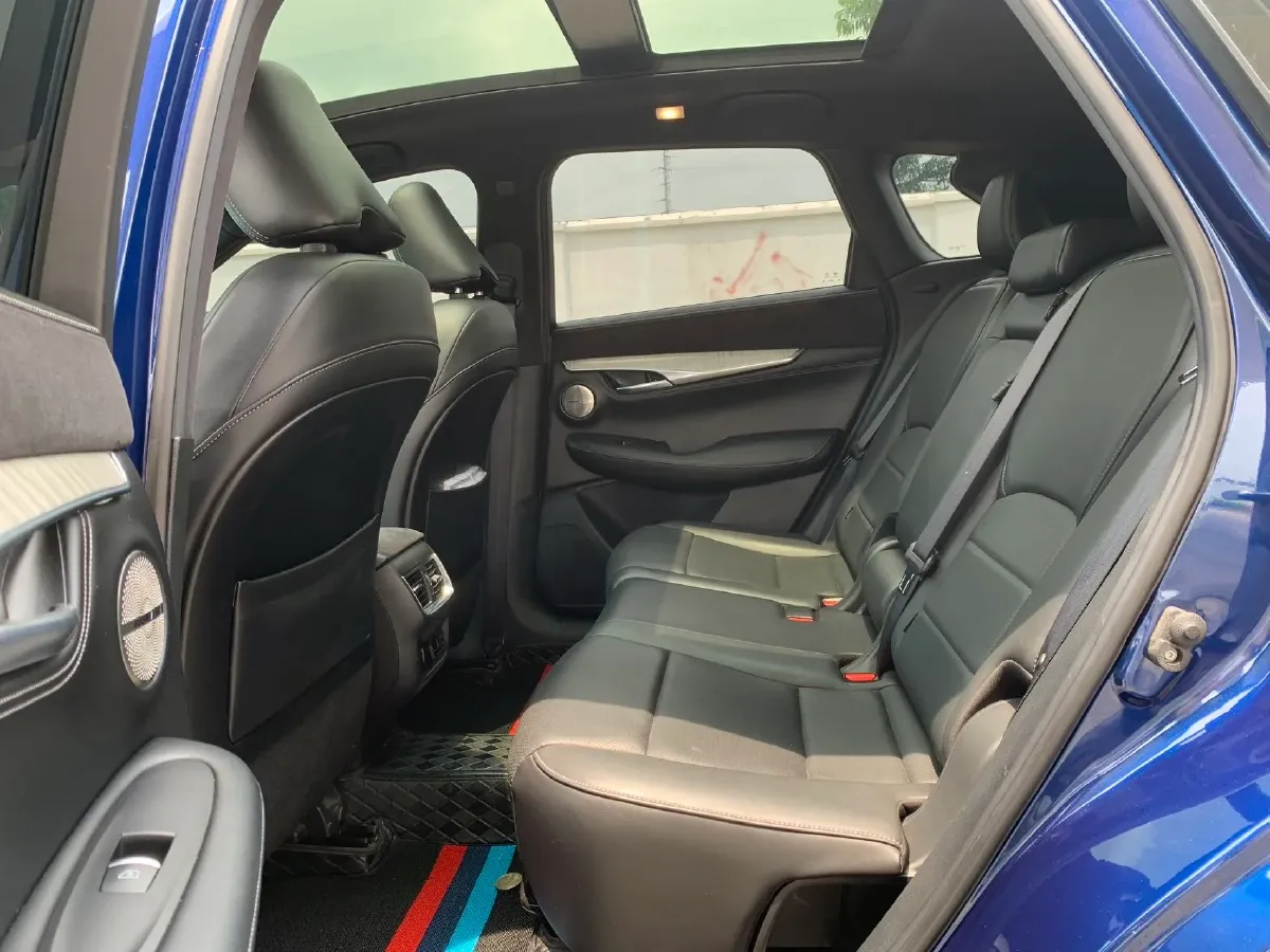 2022 Infiniti QX50 2.0T 261HP L4 CVT,autocango,china used car exporter,china ev exporter,chinese used car exporter,chinese used ev exporter