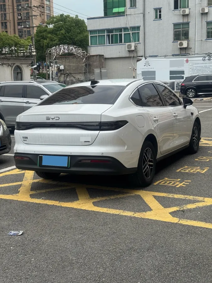 2025 BYD Seal05 DM-i 1.5L 101HP L4 E-CVT PHEV 15.87KWH,autocango,china used car exporter,china ev exporter,chinese used car exporter,chinese used ev exporter