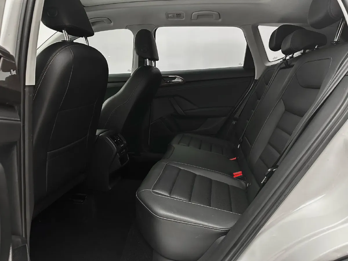 2021 Volkswagen Tharu 1.4T 150HP L4 7DCT,autocango,china used car exporter,china ev exporter,chinese used car exporter,chinese used ev exporter