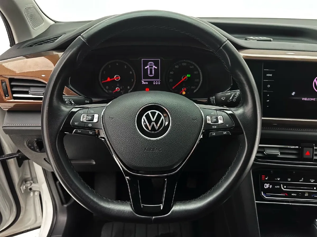 2021 Volkswagen Tharu 1.4T 150HP L4 7DCT,autocango,china used car exporter,china ev exporter,chinese used car exporter,chinese used ev exporter