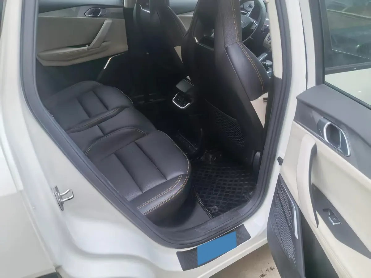 2022 Roewe i6 MAX BEV 61.1KWH,autocango,china used car exporter,china ev exporter,chinese used car exporter,chinese used ev exporter