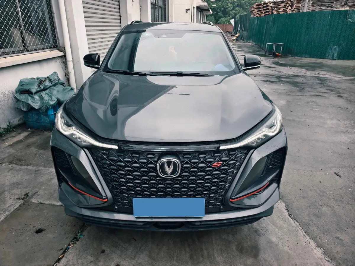 2020 ChangAn CS75 Plus 2.0T 233HP L4 8AT,autocango,china used car exporter,china ev exporter,chinese used car exporter,chinese used ev exporter