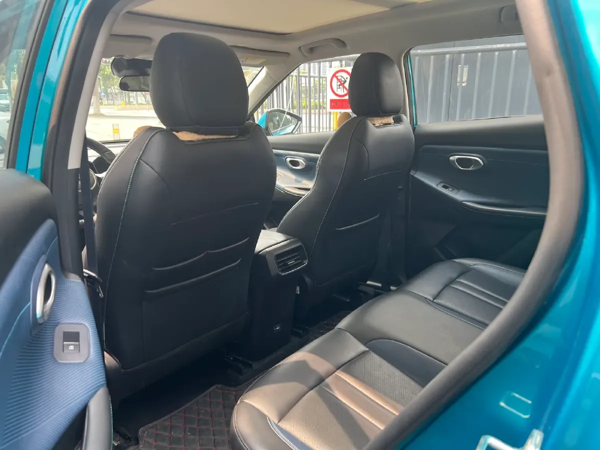 2023 GAC Trumpchi GS3 1.5T 177HP L4 7DCT,autocango,china used car exporter,china ev exporter,chinese used car exporter,chinese used ev exporter