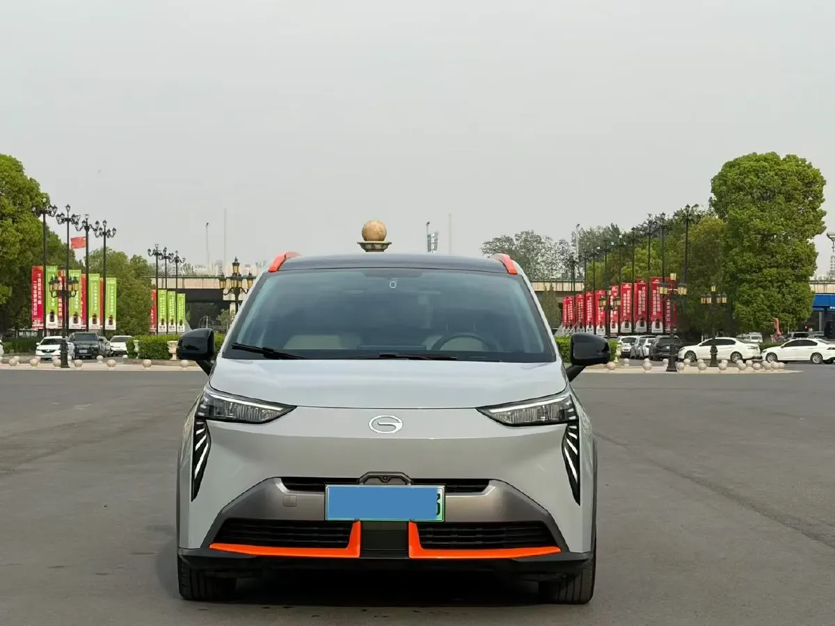 2022 Geely Okavango 1.8T 184HP L4 7DCT,autocango,china used car exporter,china ev exporter,chinese used car exporter,chinese used ev exporter