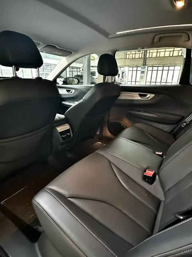 2024 HongQi E-QM5 BEV 72KWH,autocango,china used car exporter,china ev exporter,chinese used car exporter,chinese used ev exporter