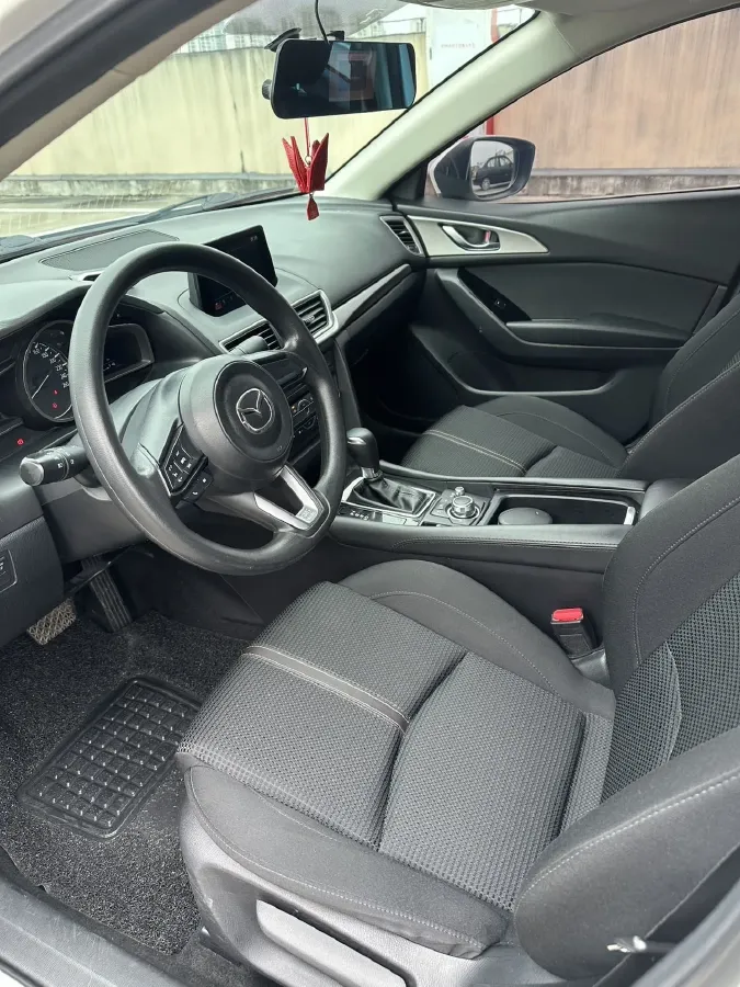 2017 Mazda 3 Axela 1.5L 117HP L4 6AT,autocango,china used car exporter,china ev exporter,chinese used car exporter,chinese used ev exporter