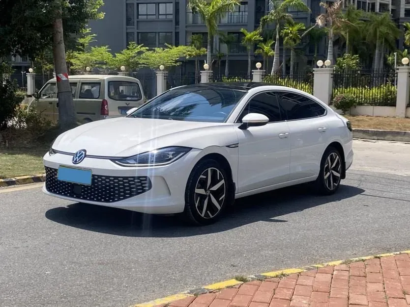 2023 Volkswagen Lamando 1.4T 150HP L4 7DCT,autocango,china used car exporter,china ev exporter,chinese used car exporter,chinese used ev exporter