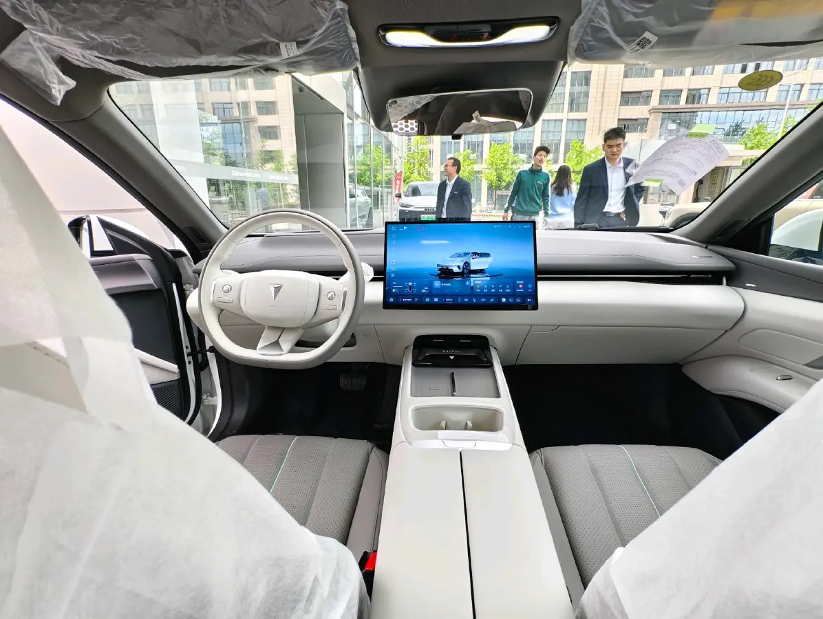 2026 Deepal L07 BEV,autocango,china used car exporter,china ev exporter,chinese used car exporter,chinese used ev exporter