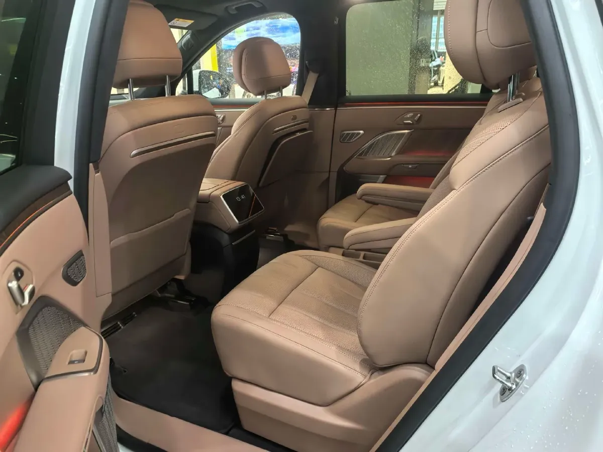 2025 ONVO L90 BEV,autocango,china used car exporter,china ev exporter,chinese used car exporter,chinese used ev exporter