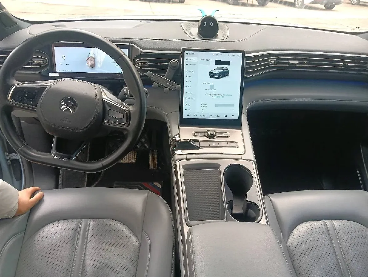 2022 NIO ES6 BEV 75KWH,autocango,china used car exporter,china ev exporter,chinese used car exporter,chinese used ev exporter