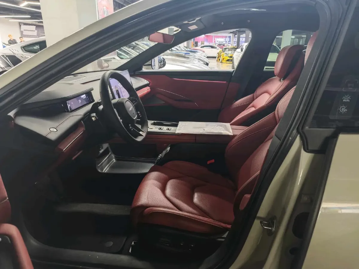 2024 MI SU7 BEV 73.6KWH,autocango,china used car exporter,china ev exporter,chinese used car exporter,chinese used ev exporter