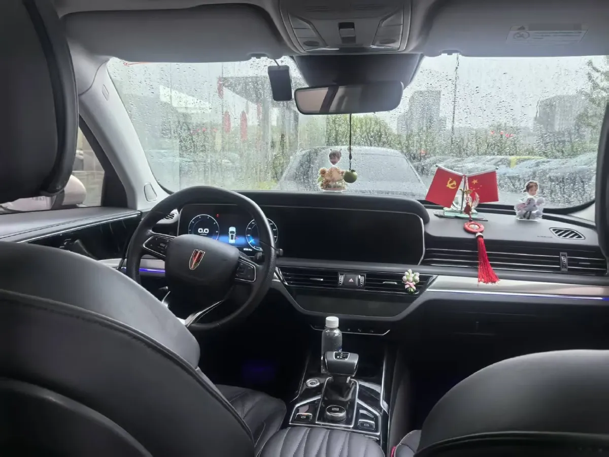 2022 HongQi HS5 2.0T 224HP L4 6AT,autocango,china used car exporter,china ev exporter,chinese used car exporter,chinese used ev exporter