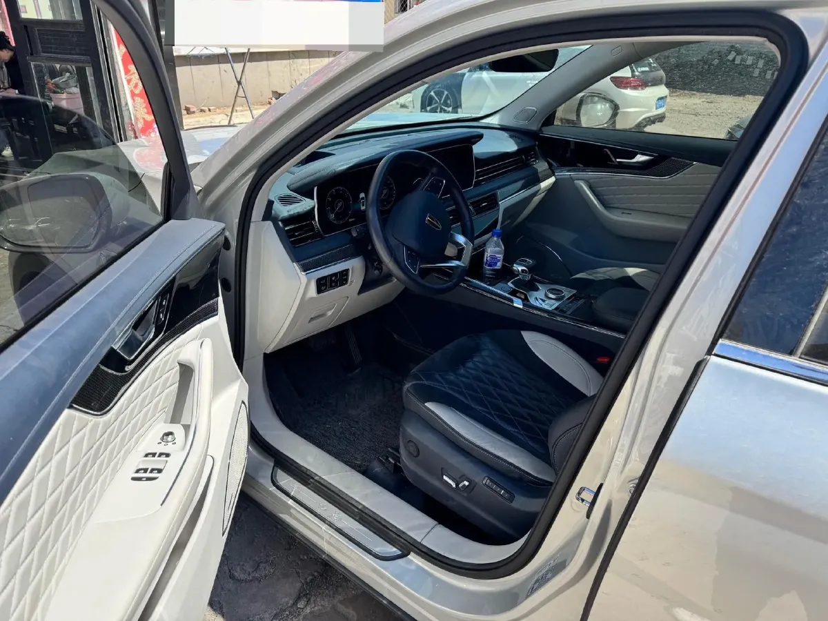 2019 HongQi HS5 2.0T 224HP L4 6AT,autocango,china used car exporter,china ev exporter,chinese used car exporter,chinese used ev exporter