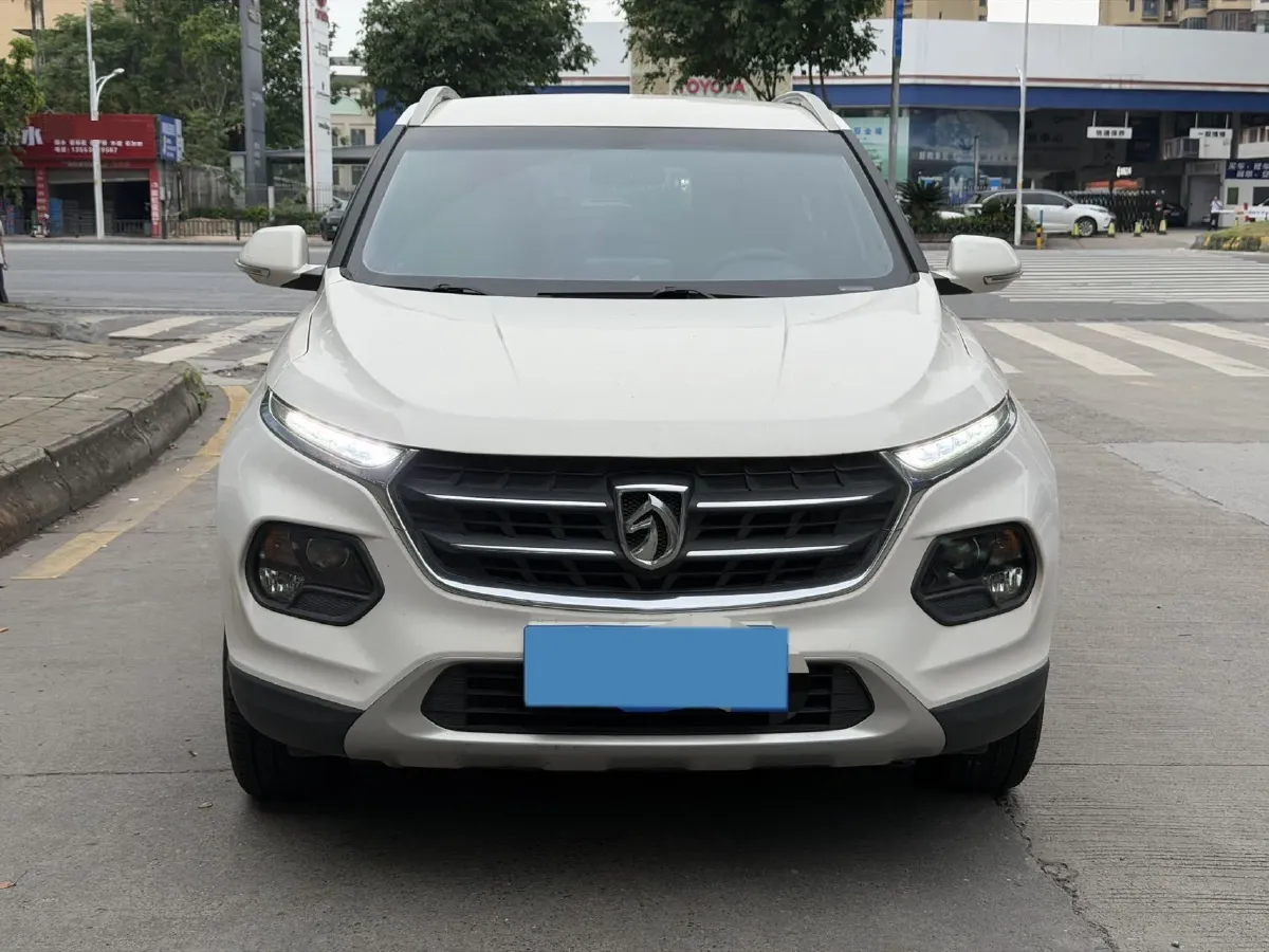 2017 HaiMa S5 Young Edition 1.6L 122HP L4 5MT,autocango,china used car exporter,china ev exporter,chinese used car exporter,chinese used ev exporter