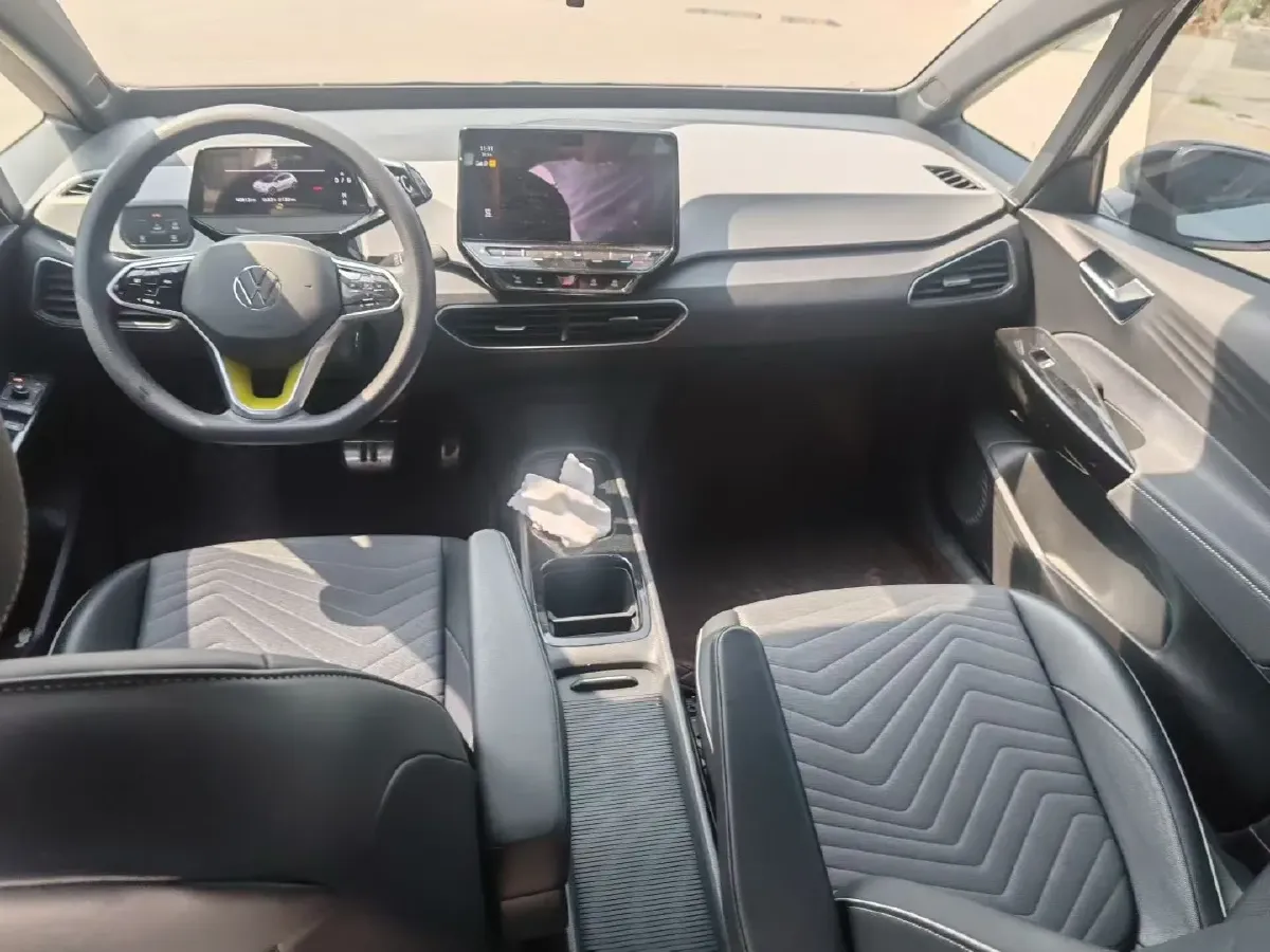 2023 Volkswagen ID.3 BEV 52.8KWH,autocango,china used car exporter,china ev exporter,chinese used car exporter,chinese used ev exporter