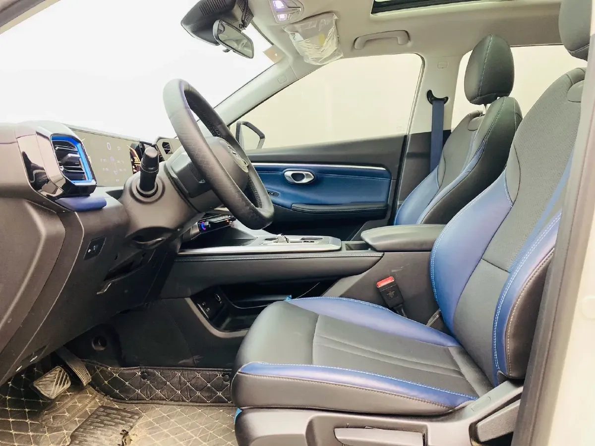 2023 GAC Trumpchi GS3 1.5T 177HP L4 7DCT,autocango,china used car exporter,china ev exporter,chinese used car exporter,chinese used ev exporter