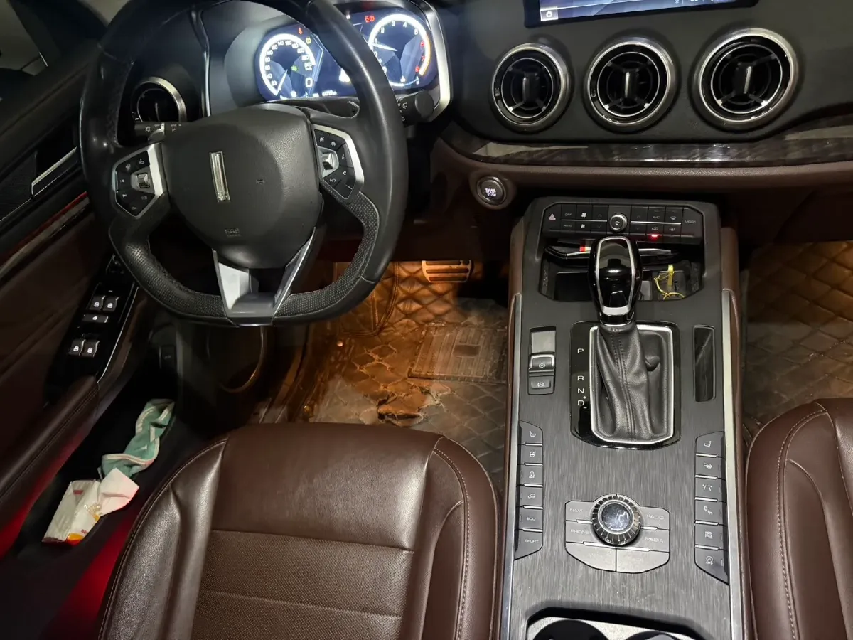 2017 WEY VV5 2.0T 197HP L4 7DCT,autocango,china used car exporter,china ev exporter,chinese used car exporter,chinese used ev exporter