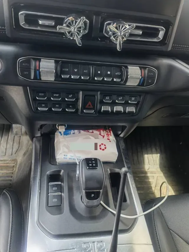 2024 212 212 T01 2.0T 252HP L4 8AT,autocango,china used car exporter,china ev exporter,chinese used car exporter,chinese used ev exporter