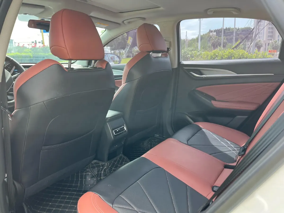 2021 ChangAn Eado 1.4T 160HP L4 7DCT,autocango,china used car exporter,china ev exporter,chinese used car exporter,chinese used ev exporter