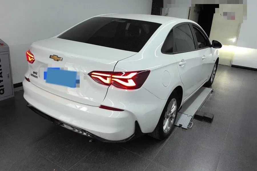 2023 Chevrolet Monza 1.5L 113HP L4 6DCT,autocango,china used car exporter,china ev exporter,chinese used car exporter,chinese used ev exporter