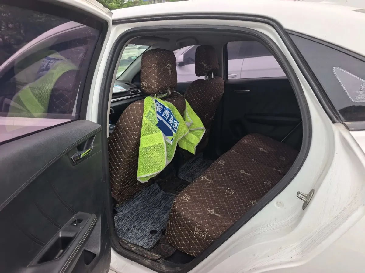 2021 MAXUS T70 2.0T 163HP L4 6AT,autocango,china used car exporter,china ev exporter,chinese used car exporter,chinese used ev exporter