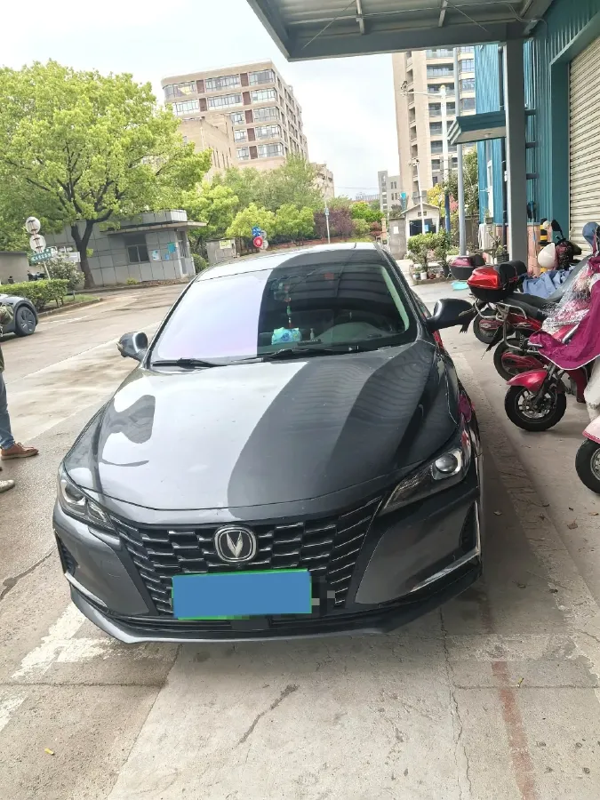 2022 ChangAn Raeton CC 1.5T 188HP L4 7DCT,autocango,china used car exporter,china ev exporter,chinese used car exporter,chinese used ev exporter