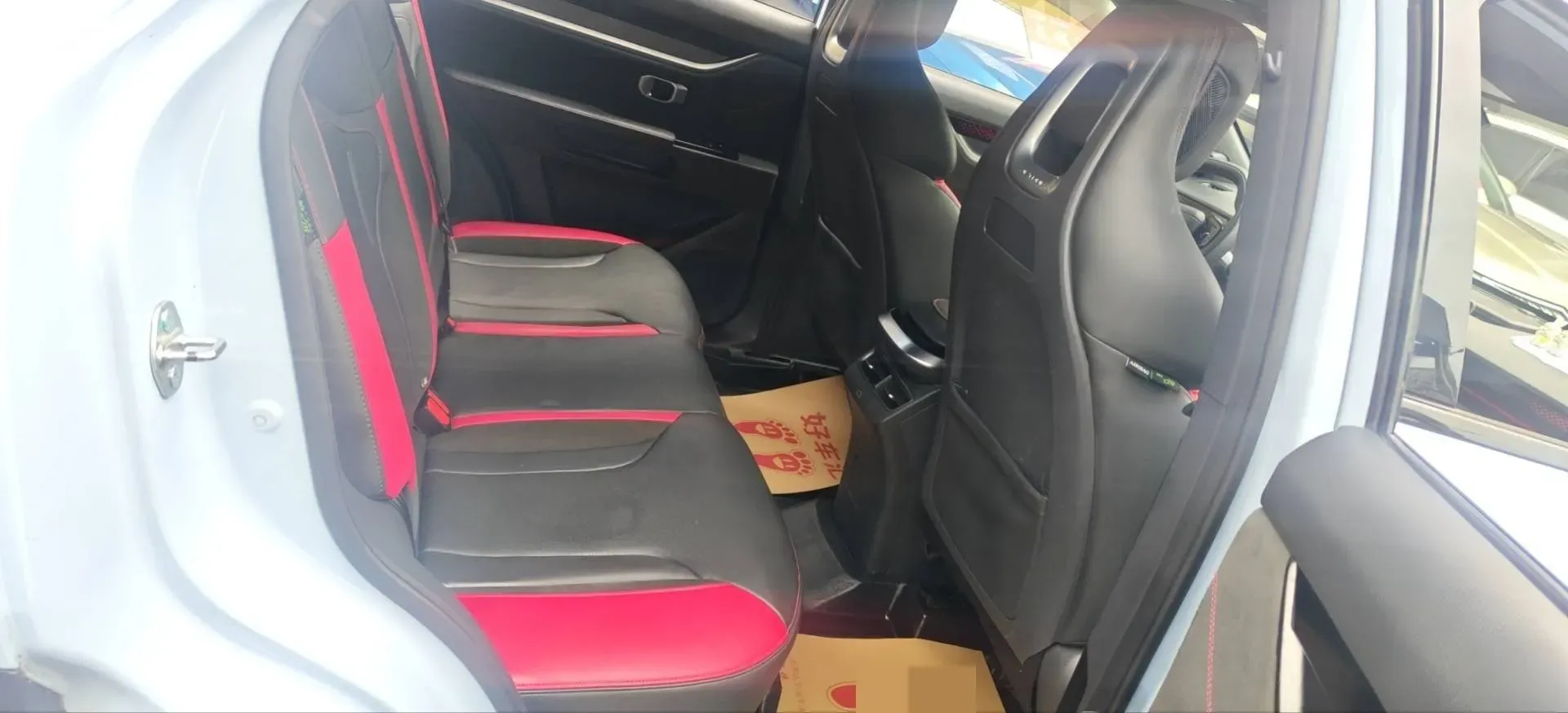 2022 Jetour DASHING 1.6T 197HP L4 7DCT,autocango,china used car exporter,china ev exporter,chinese used car exporter,chinese used ev exporter