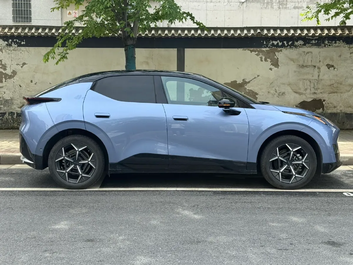 2025 Jetour Freeman 1.5T 184HP L4 7DCT,autocango,china used car exporter,china ev exporter,chinese used car exporter,chinese used ev exporter