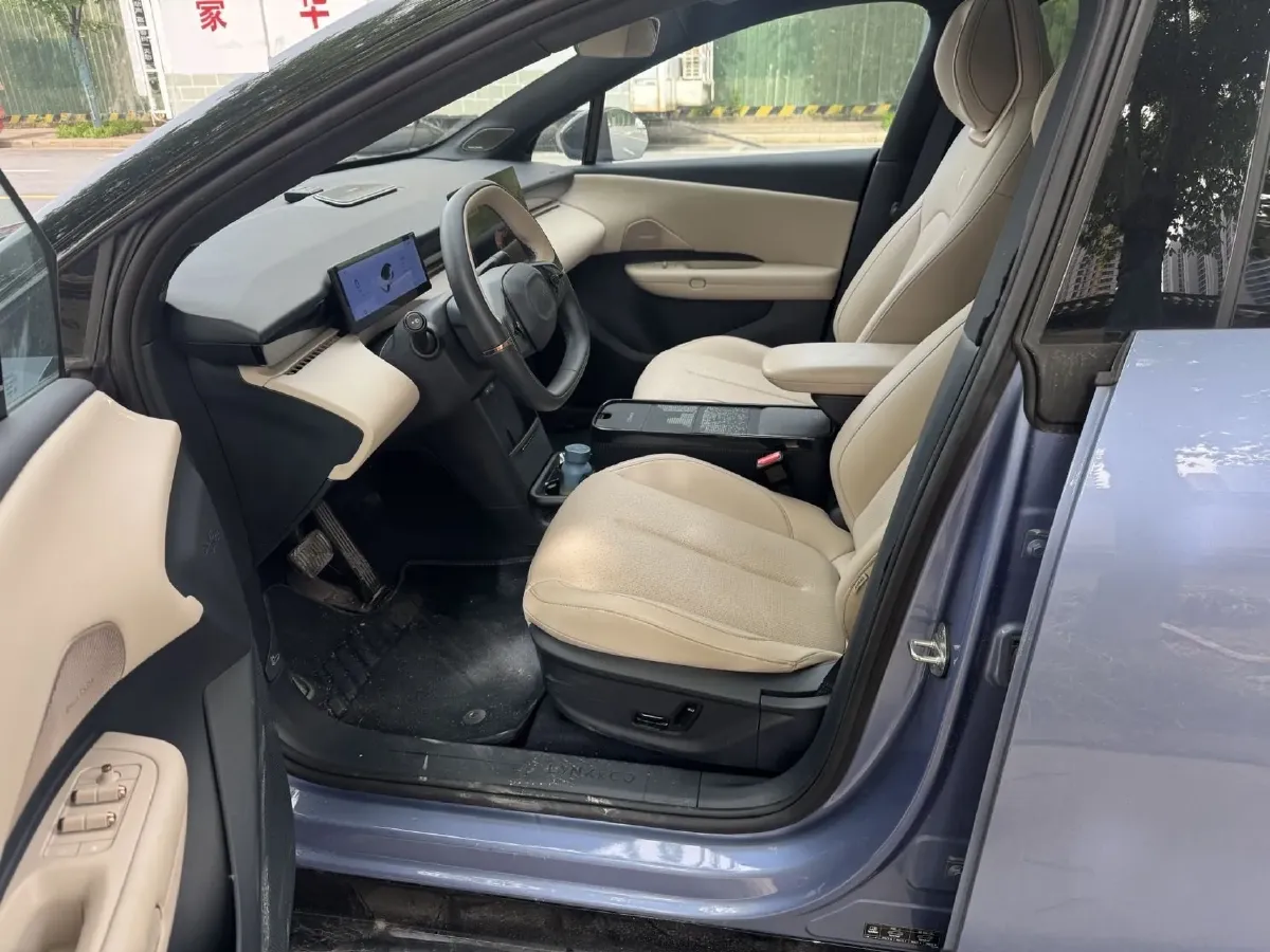 2025 Jetour Freeman 1.5T 184HP L4 7DCT,autocango,china used car exporter,china ev exporter,chinese used car exporter,chinese used ev exporter