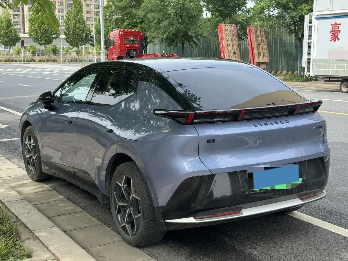 2025 Jetour Freeman 1.5T 184HP L4 7DCT,autocango,china used car exporter,china ev exporter,chinese used car exporter,chinese used ev exporter