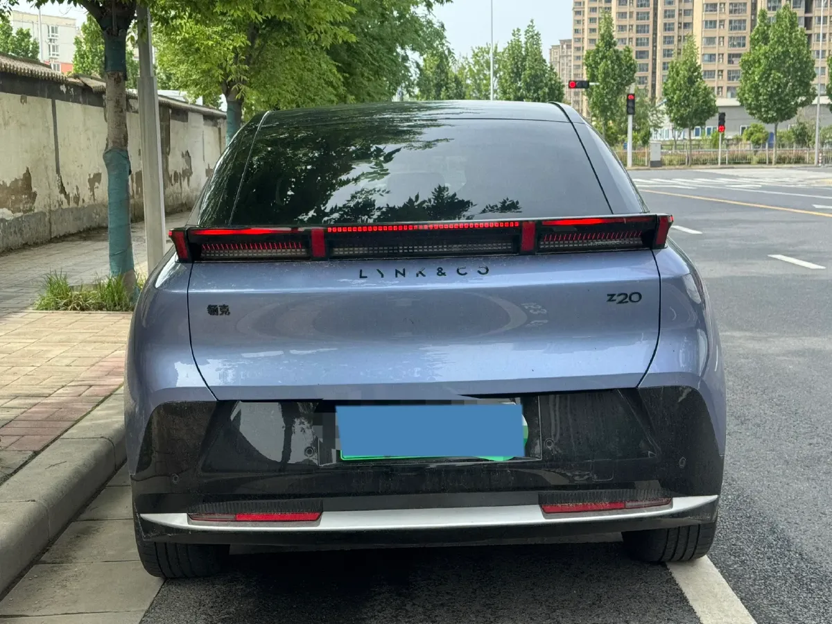 2025 Jetour Freeman 1.5T 184HP L4 7DCT,autocango,china used car exporter,china ev exporter,chinese used car exporter,chinese used ev exporter