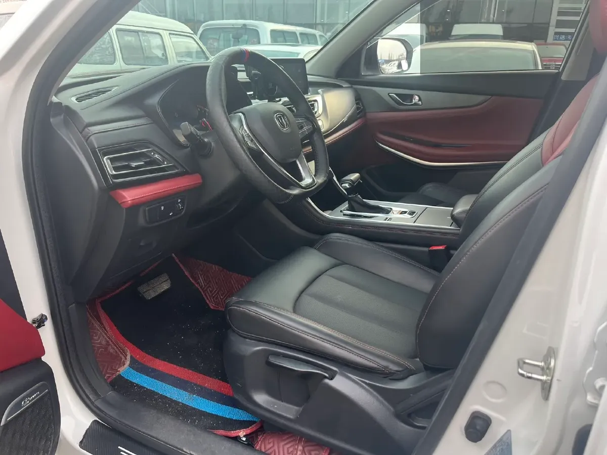 2023 ChangAn CS75 1.5T 188HP L4 7DCT,autocango,china used car exporter,china ev exporter,chinese used car exporter,chinese used ev exporter