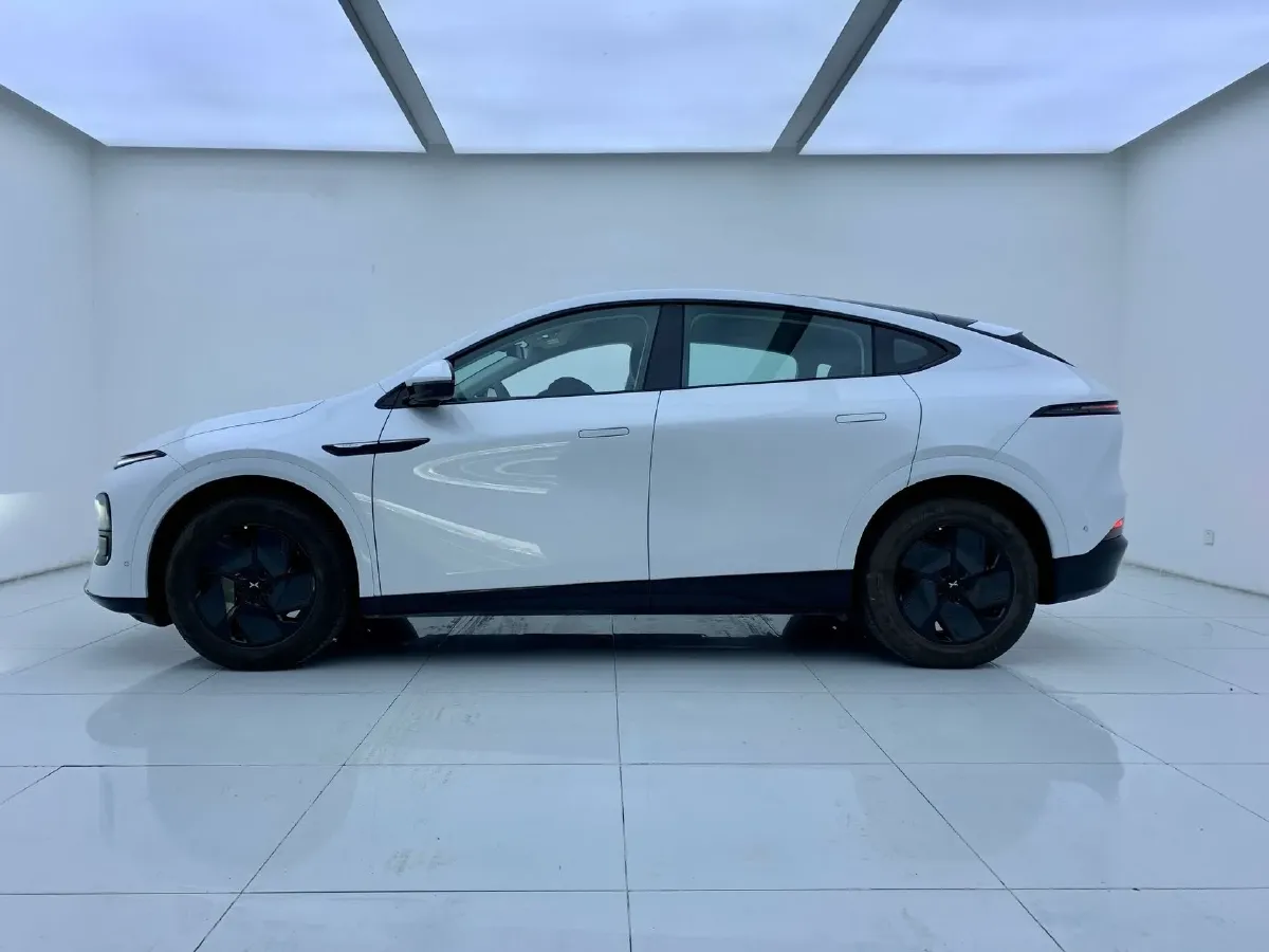 2025 Xpeng G6 BEV 68.5KWH,autocango,china used car exporter,china ev exporter,chinese used car exporter,chinese used ev exporter