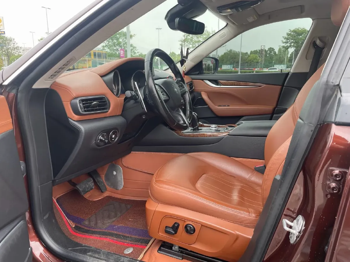 2018 Jaguar XJ 3.0T 340HP V6 8AT,autocango,china used car exporter,china ev exporter,chinese used car exporter,chinese used ev exporter