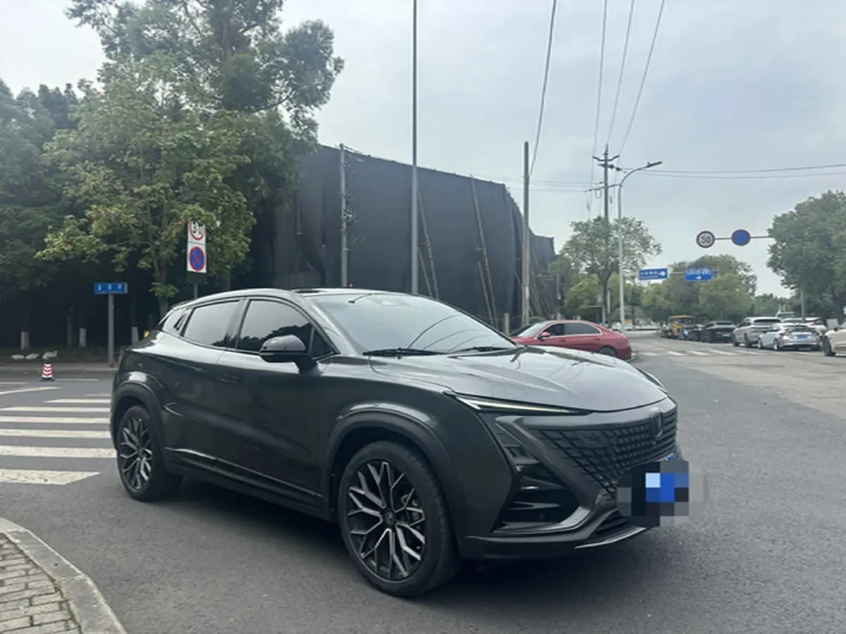 2022 ChangAn UNI-T 1.5T 188HP L4 7DCT,autocango,china used car exporter,china ev exporter,chinese used car exporter,chinese used ev exporter