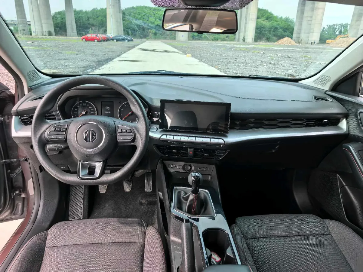 2023 MG 5 1.5L 129HP L4 5MT,autocango,china used car exporter,china ev exporter,chinese used car exporter,chinese used ev exporter