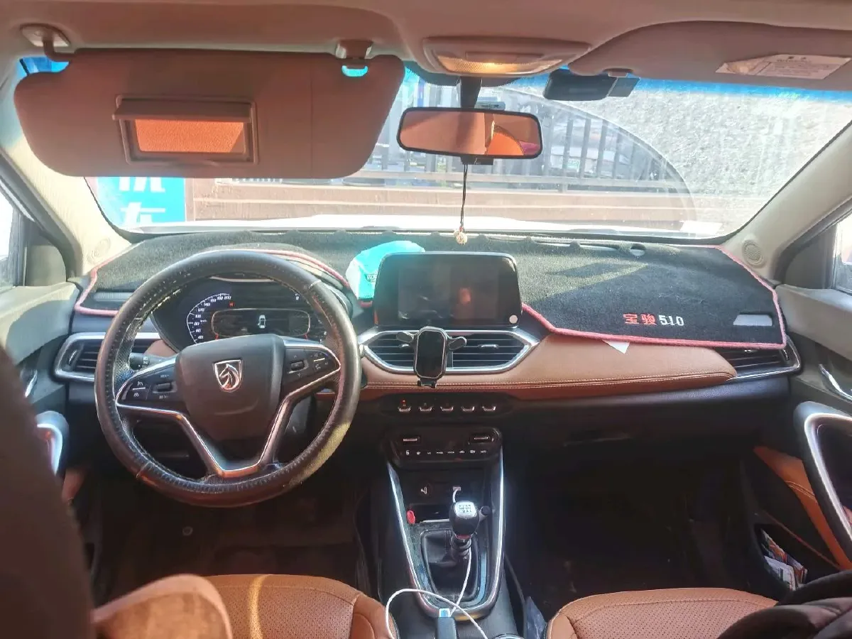 2017 BaoJun 510 1.5L 112HP L4 6MT,autocango,china used car exporter,china ev exporter,chinese used car exporter,chinese used ev exporter