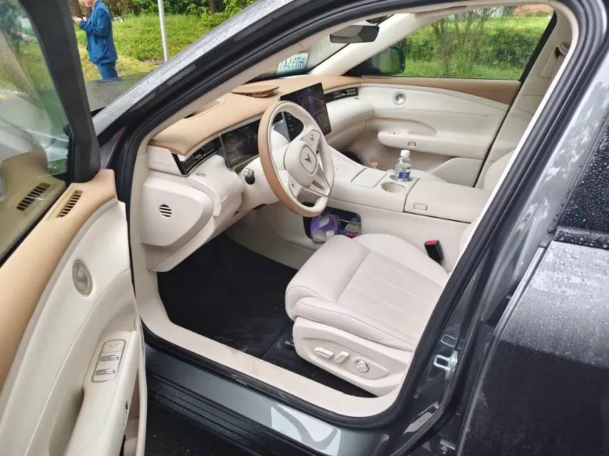 2025 Voyah FREE REEV 129HP REEV,autocango,china used car exporter,china ev exporter,chinese used car exporter,chinese used ev exporter