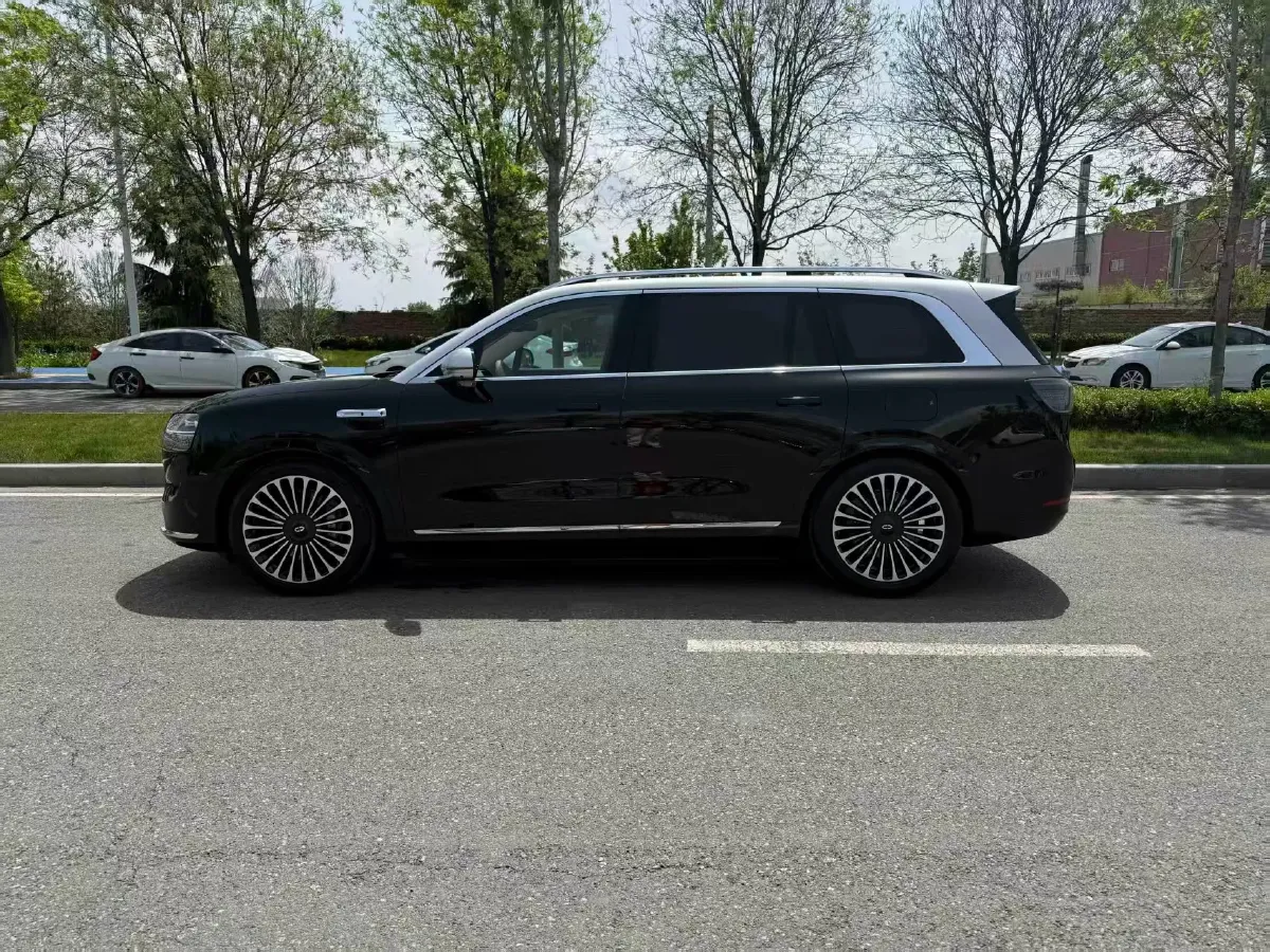 2025 AITO AITO M9 REEV 160HP REEV 52KWH,autocango,china used car exporter,china ev exporter,chinese used car exporter,chinese used ev exporter