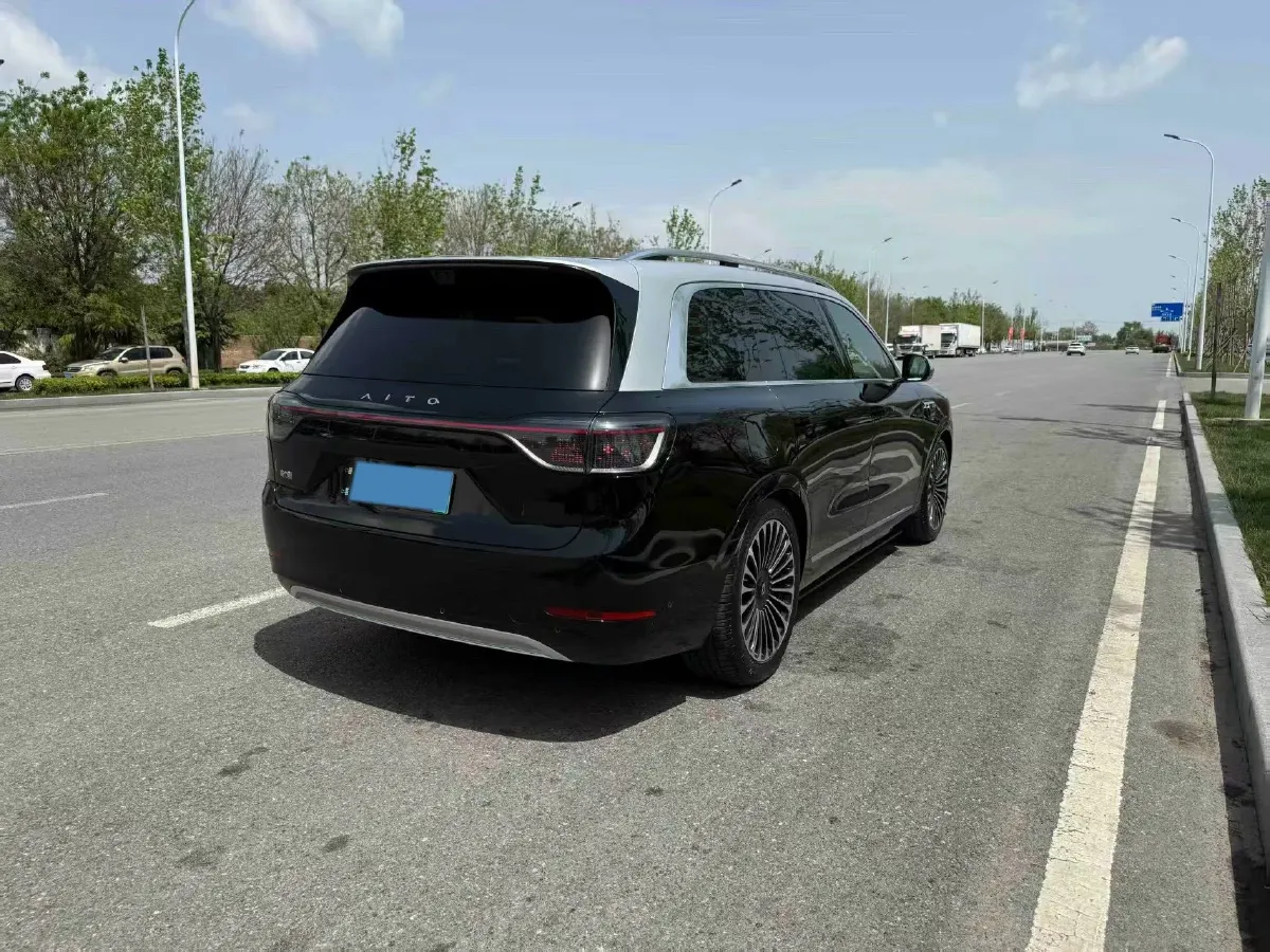 2025 AITO AITO M9 REEV 160HP REEV 52KWH,autocango,china used car exporter,china ev exporter,chinese used car exporter,chinese used ev exporter