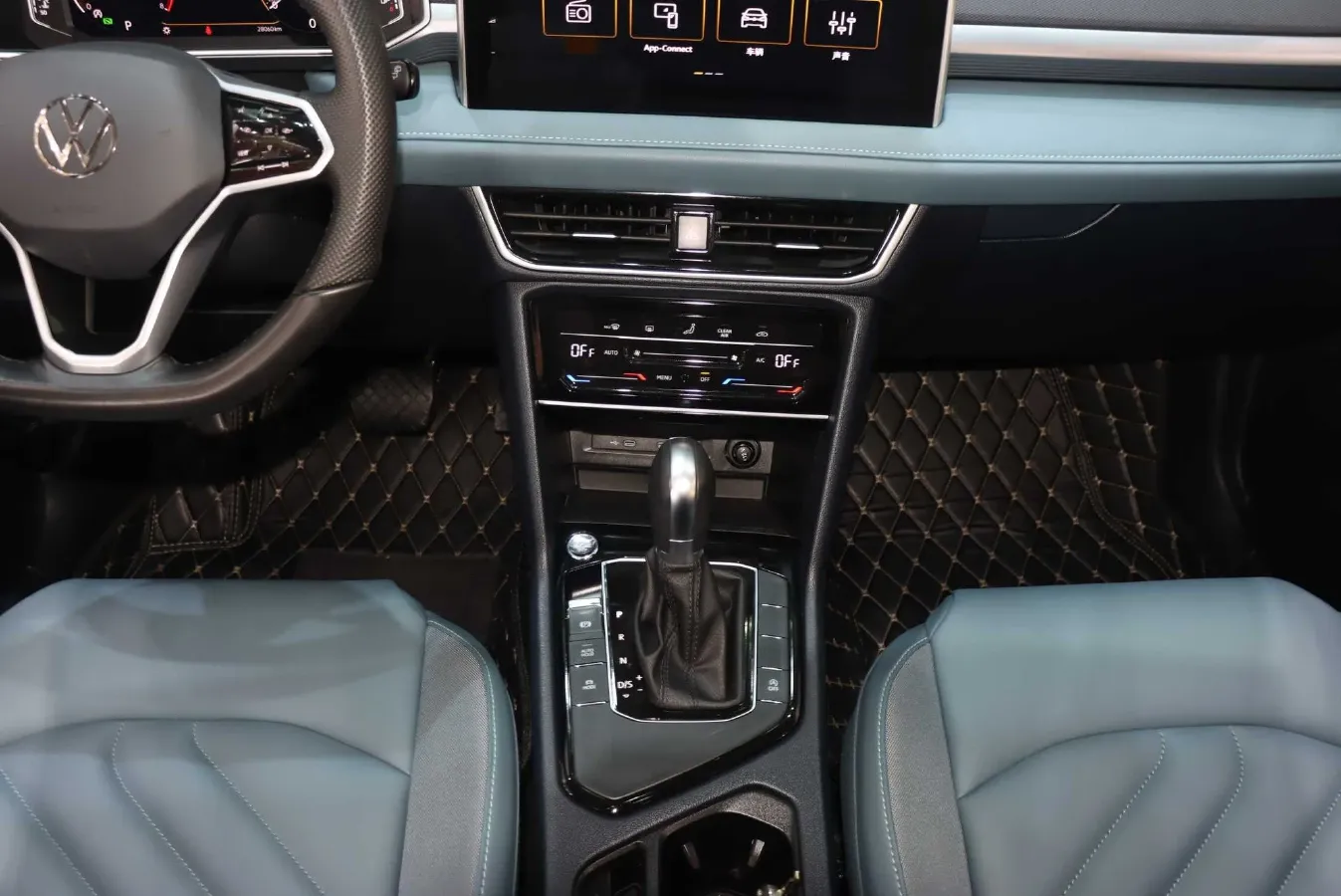 2023 Volkswagen Tharu 1.5T 160HP L4 7DCT,autocango,china used car exporter,china ev exporter,chinese used car exporter,chinese used ev exporter