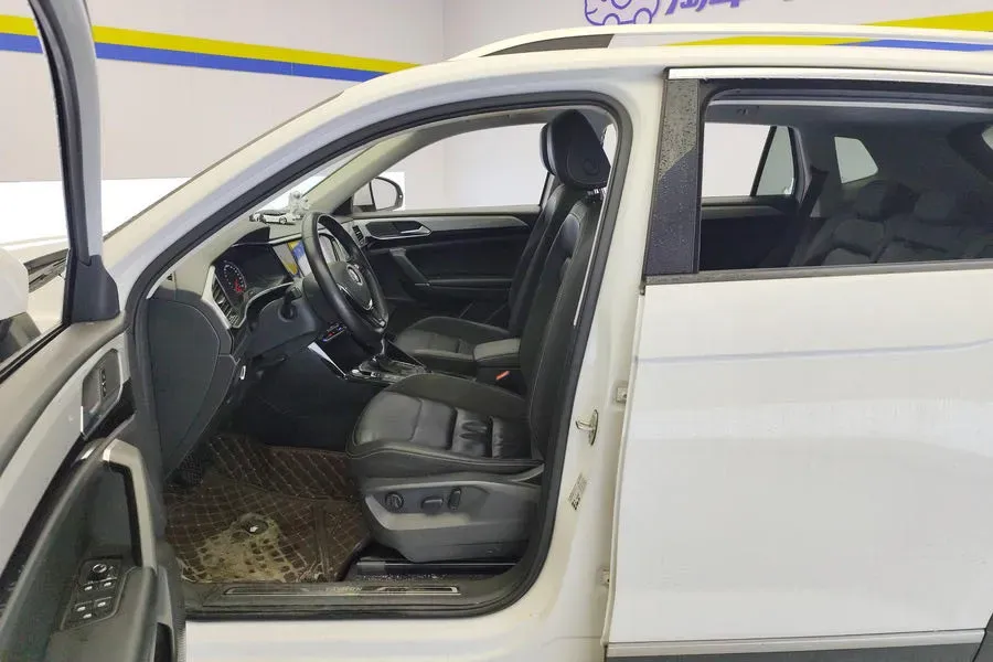 2020 Volkswagen Tayron 2.0T 186HP L4 7DCT,autocango,china used car exporter,china ev exporter,chinese used car exporter,chinese used ev exporter