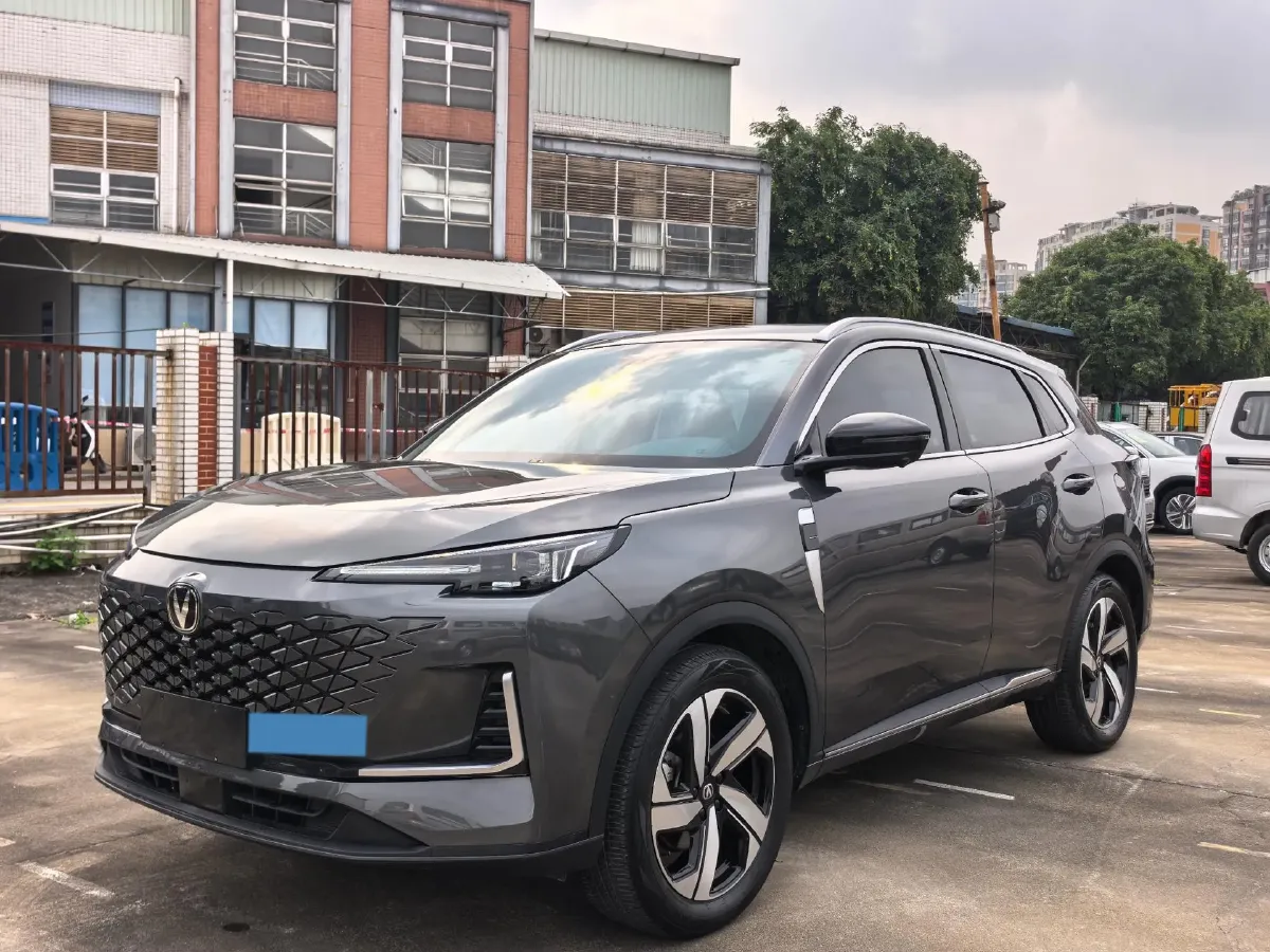 2024 ChangAn CS55 Plus 1.5T 188HP L4 7DCT,autocango,china used car exporter,china ev exporter,chinese used car exporter,chinese used ev exporter